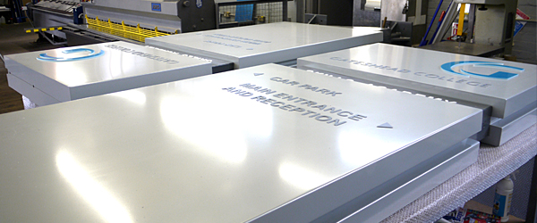 f1signsanddigital.comthe new Gateshead College